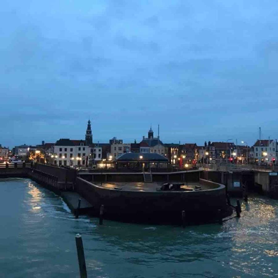 Onder De Boule Petit Lejlighed Vlissingen Eksteriør billede